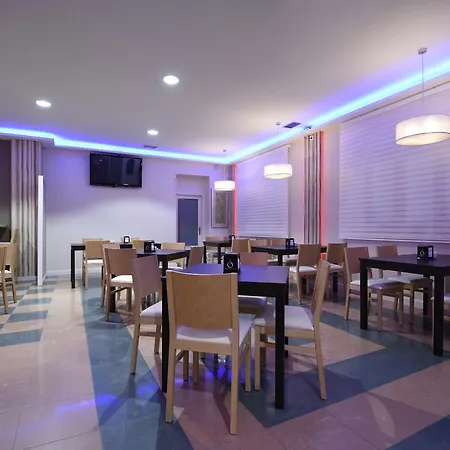 Fray Sebastian Hotel Nava de la Asuncion