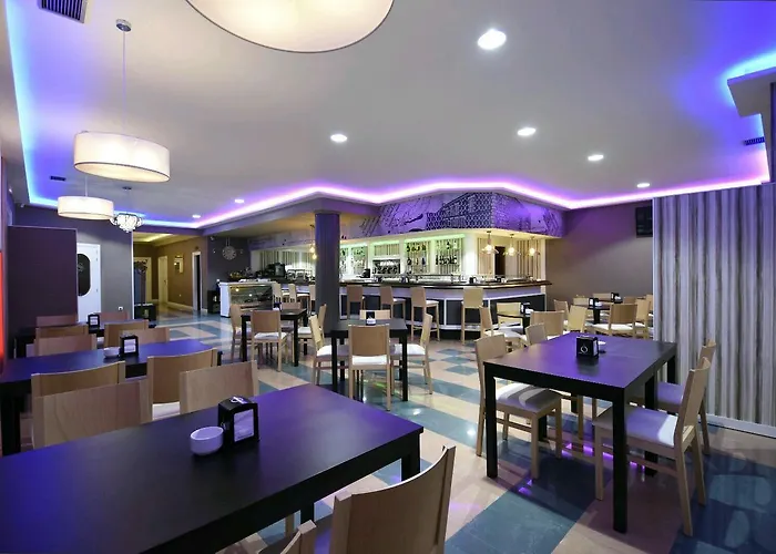 Fray Sebastian Hotel Nava de la Asuncion